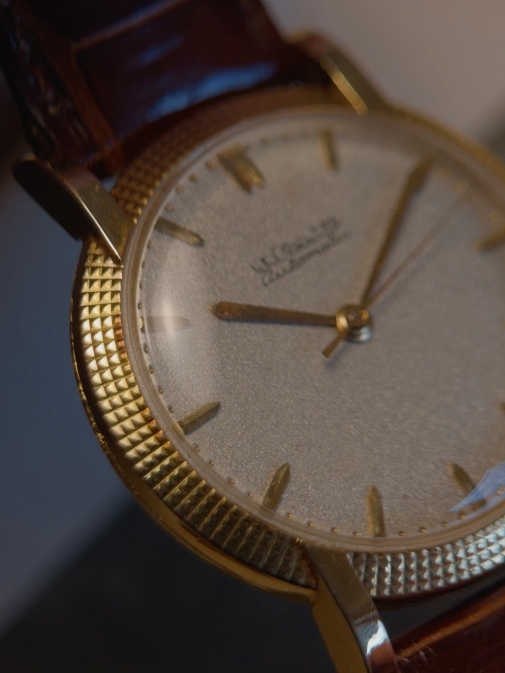 Jaeger-LeCoultre 18k Yellow Gold Clous de Paris