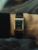 LECOULTRE 14K Solid Gold "Black Roman" 1940s｜ルクルト タンク 14金 1940年代 ヴィンテージ時計