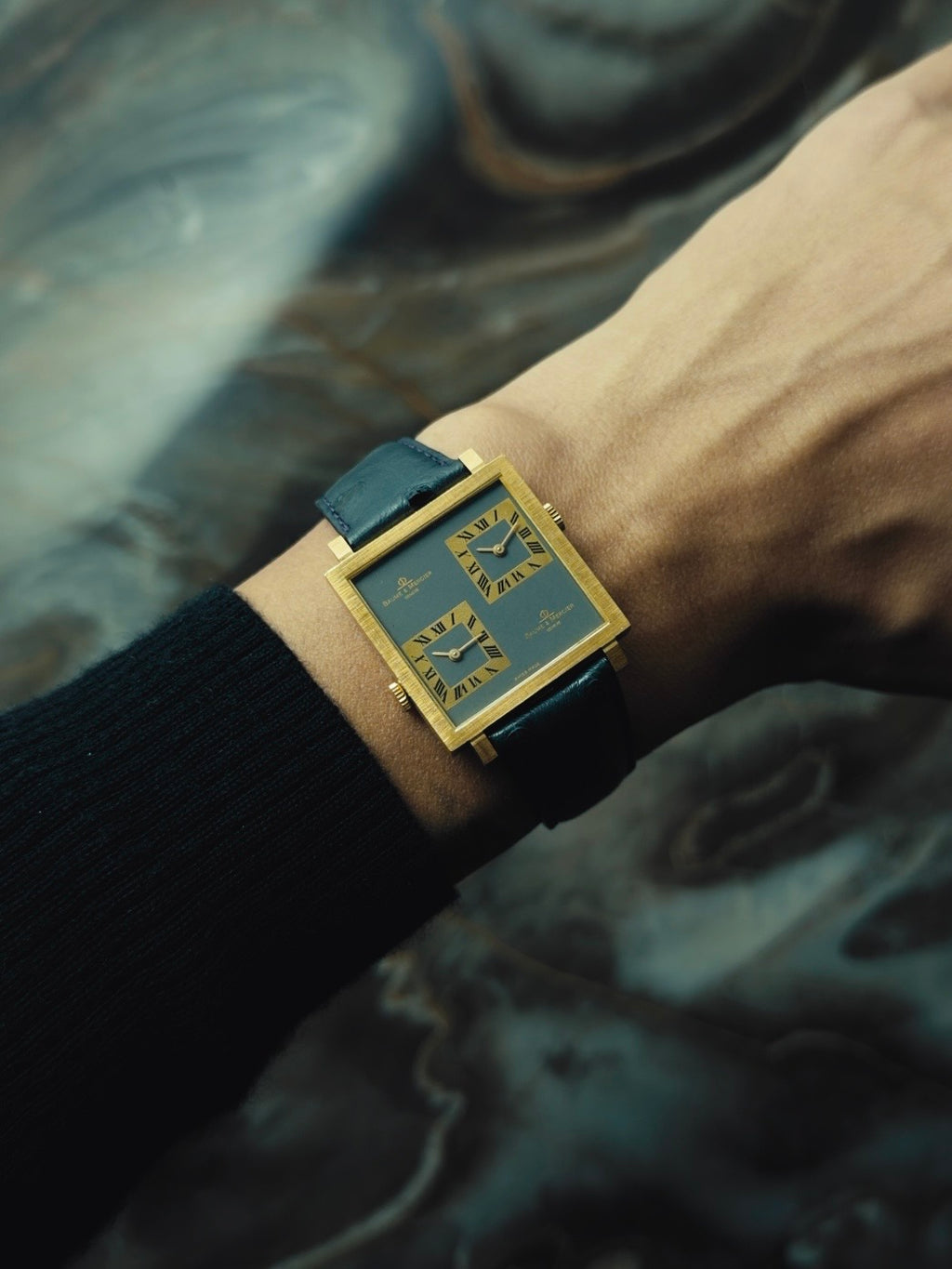 Baume & Mercier Dual Time 18KSG Big Square Case 1970s｜ボーム＆メルシエ ヴィンテージ時計 - 2