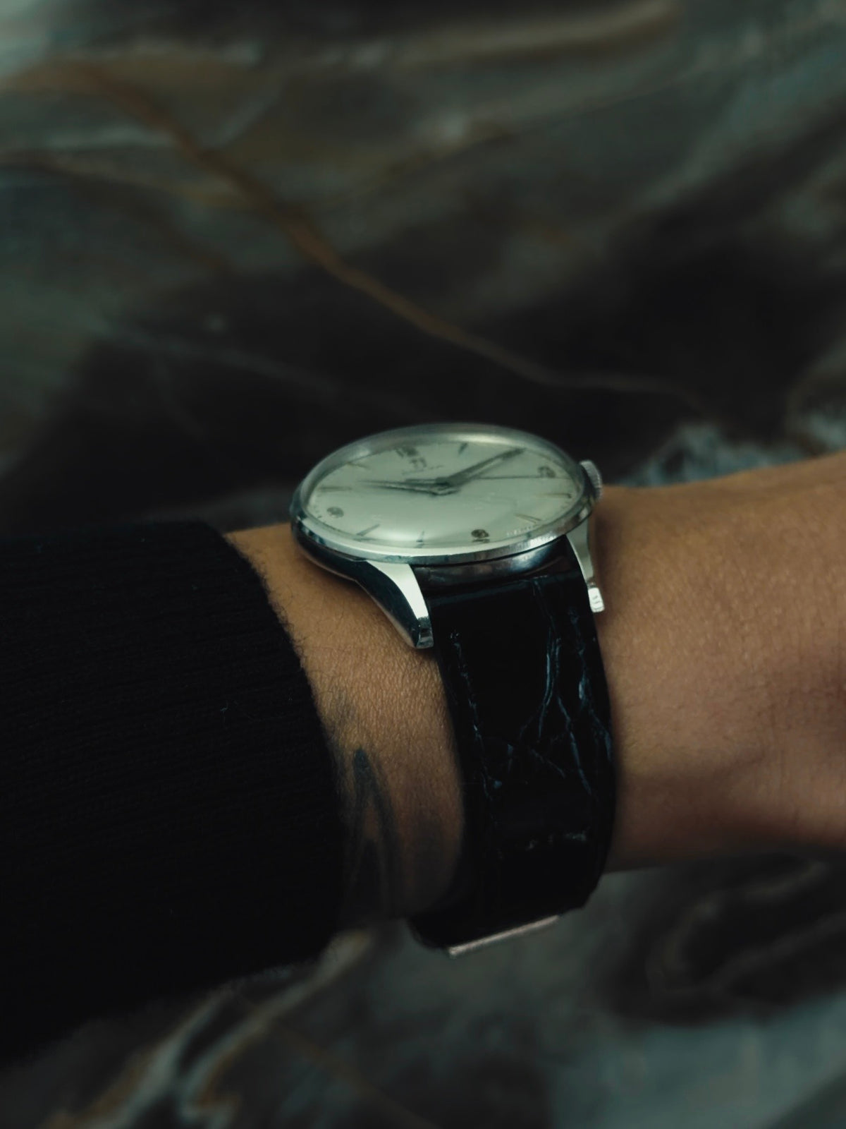 OMEGA "Quarter Arabic" Silver Dial 1950s