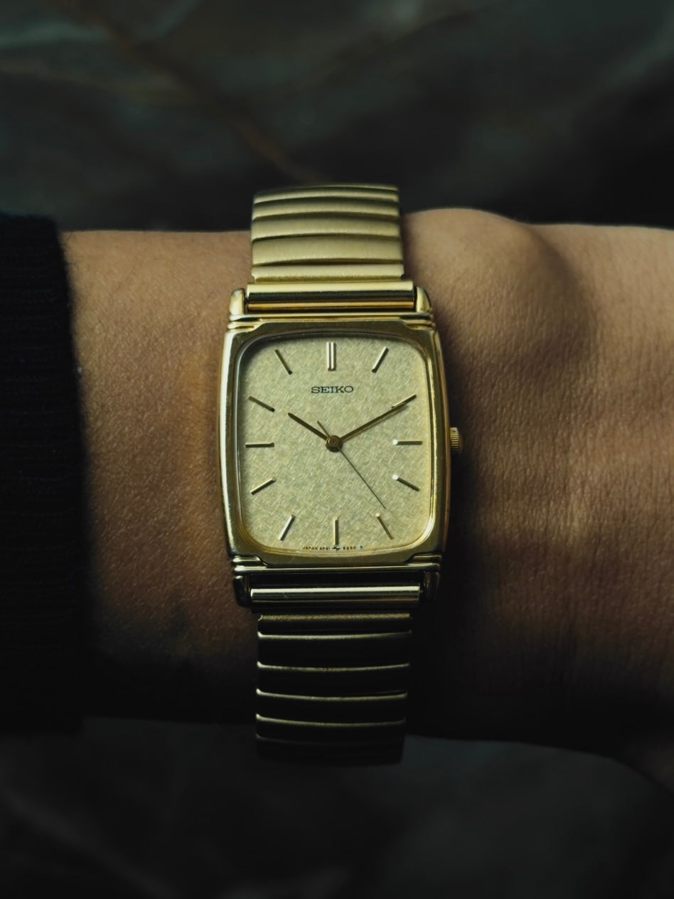 SEIKO Square Gold Textured Dial Quartz 1987｜セイコー ヴィンテージ時計 - 4