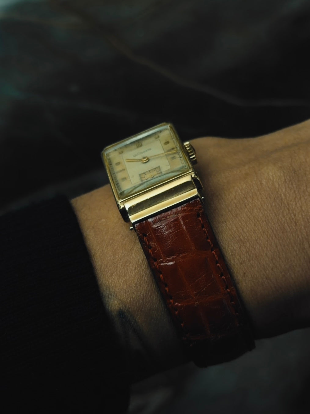 LECOULTRE 10KGF “Champagne Two-Tone” 1940s｜ルクルト ヴィンテージ時計 - 5