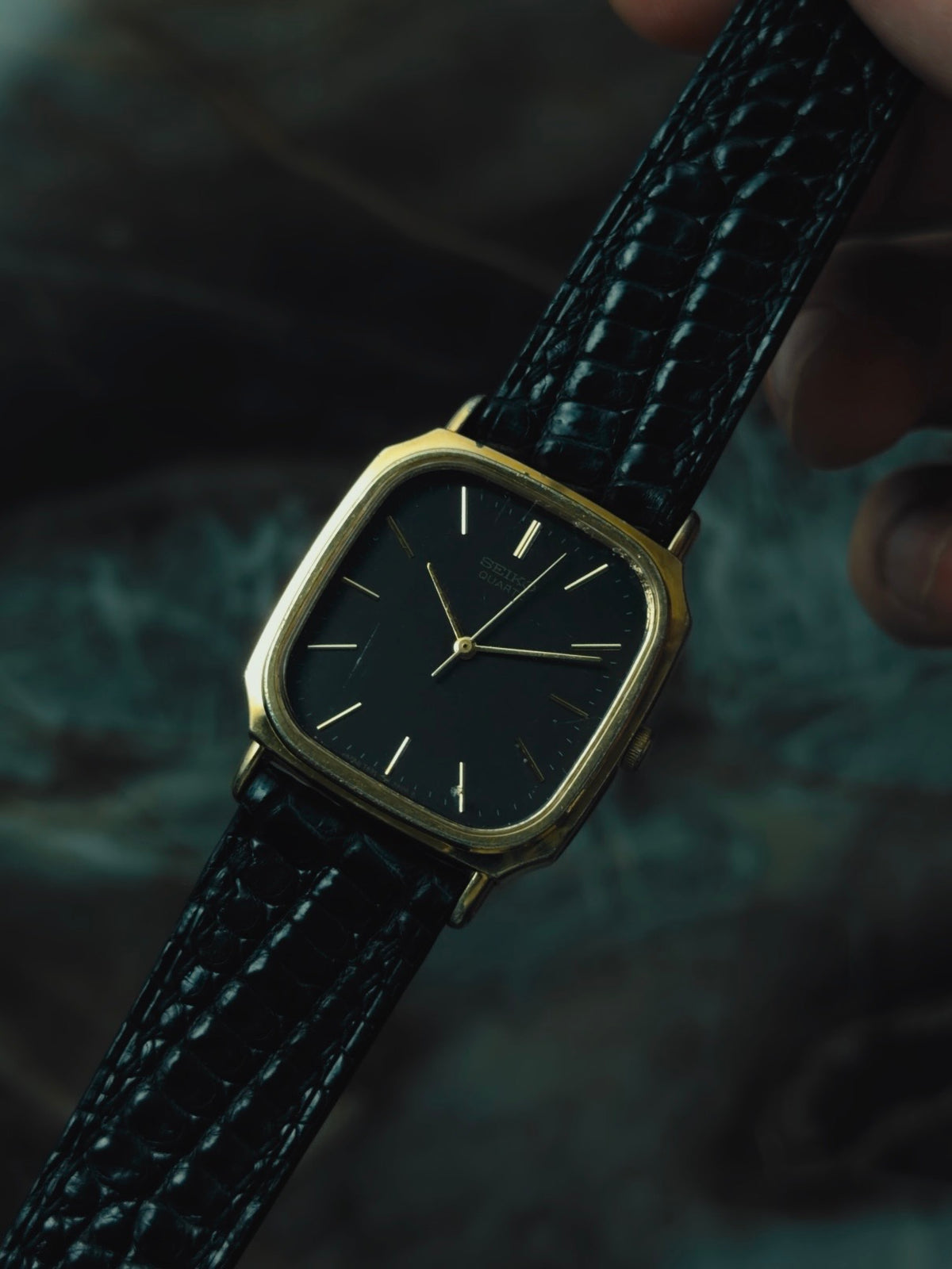 SEIKO Black Dial Gold Tone Cushion 1985