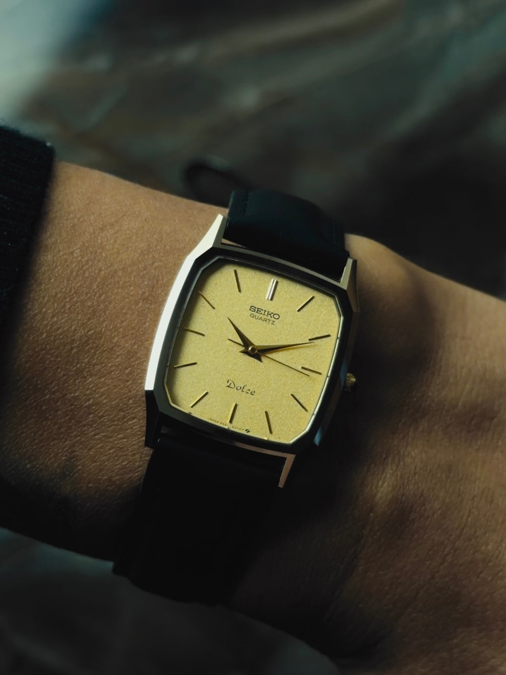 SEIKO Dolce Golden Textured Dial Quartz 1983｜セイコー ヴィンテージ時計 - 5