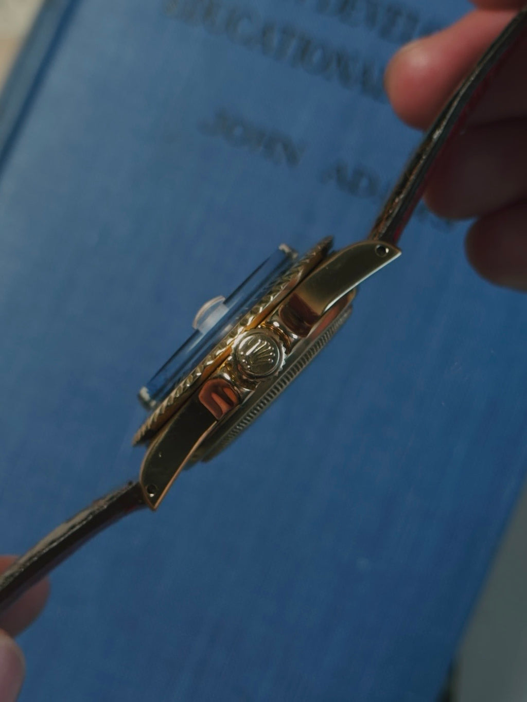 ROLEX 18k YG “PUPLE CHANGE” Nipple Blue Submariner Date 1973s