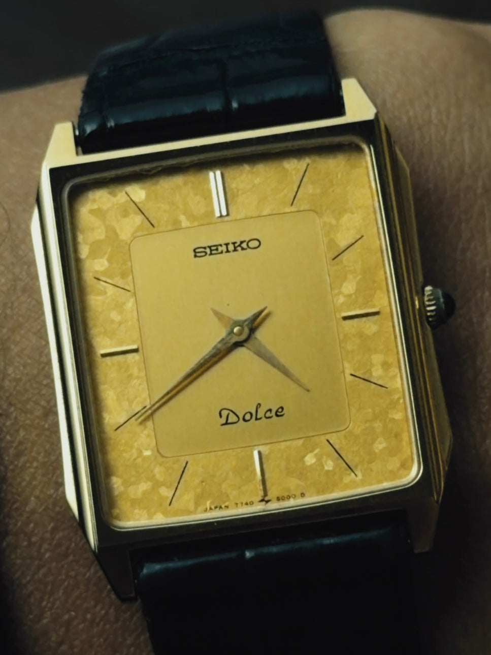 SEIKO Dolce Gold Textured Dial Quartz 1986｜セイコー ヴィンテージ時計 - 6