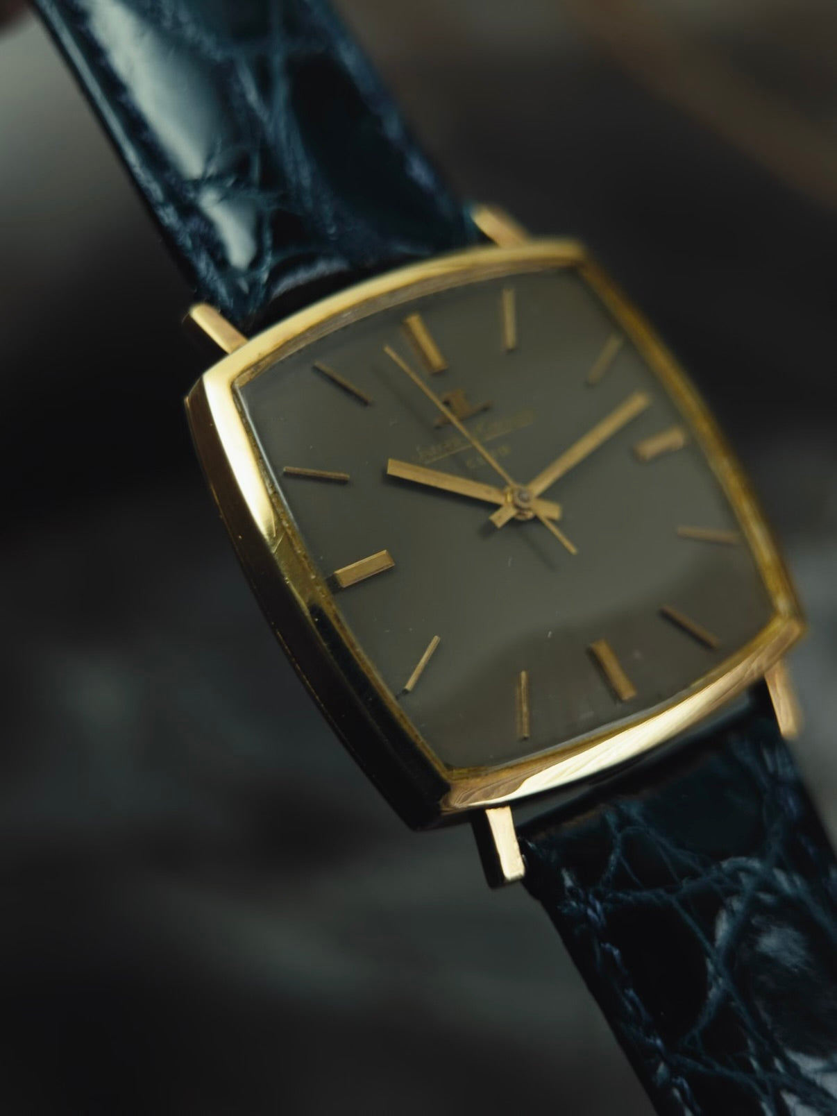 Jaeger-LeCoultre  18K Yellow Gold LECOULTRE CLUB