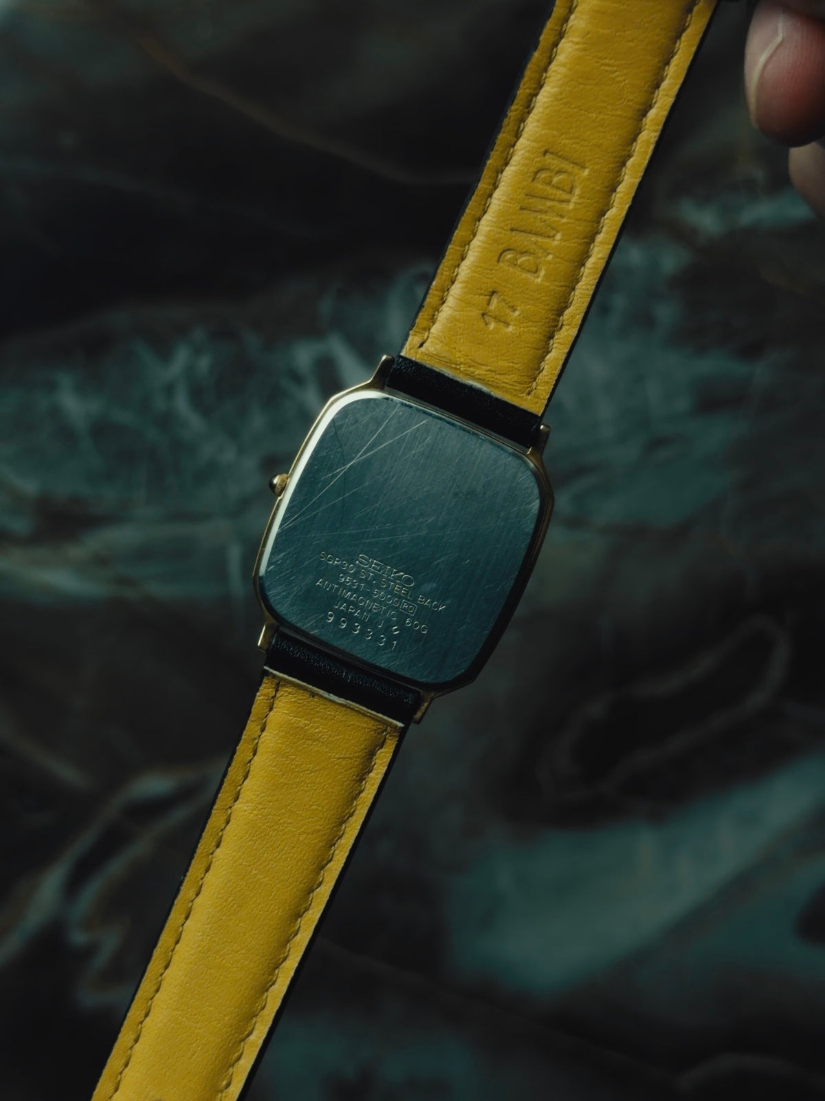SEIKO Dolce Gold Textured Dial Quartz 1989｜セイコー ヴィンテージ時計 - 9