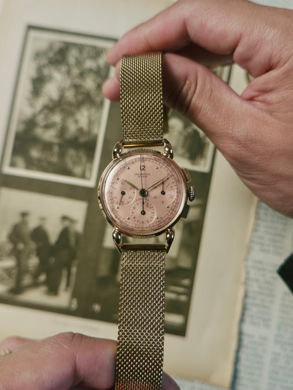 UNIVERSAL GENEVE 18k RED GOLD COMPAX BIG HORN LUG  1945s