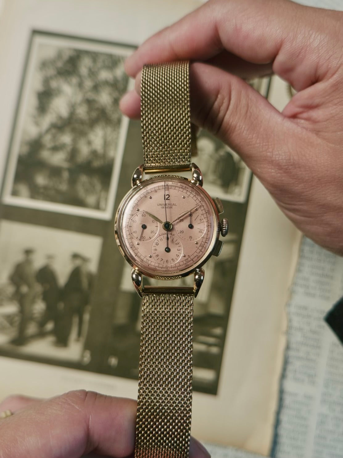 UNIVERSAL GENEVE 18k RED GOLD COMPAX BIG HORN LUG  1945s