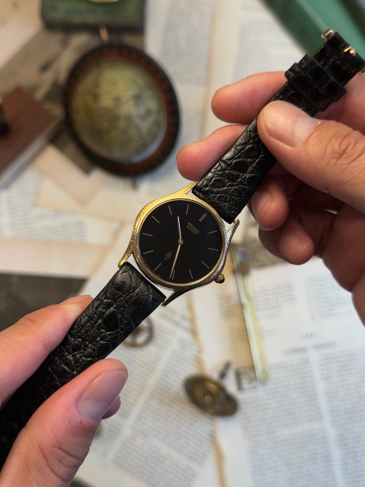 SEIKO Hammering case Quartz 1990s