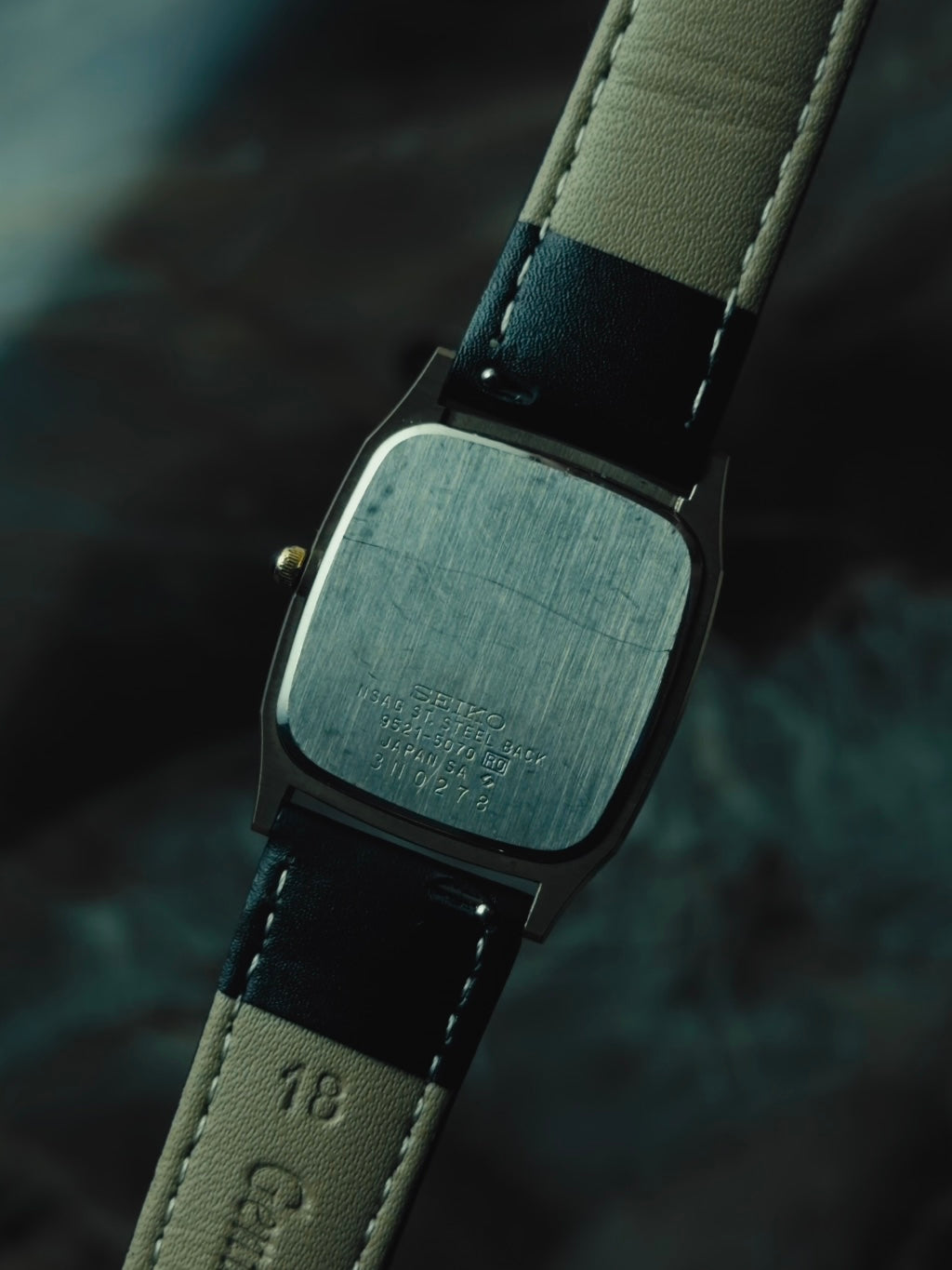 SEIKO Dolce Golden Textured Dial Quartz 1983｜セイコー ヴィンテージ時計 - 10