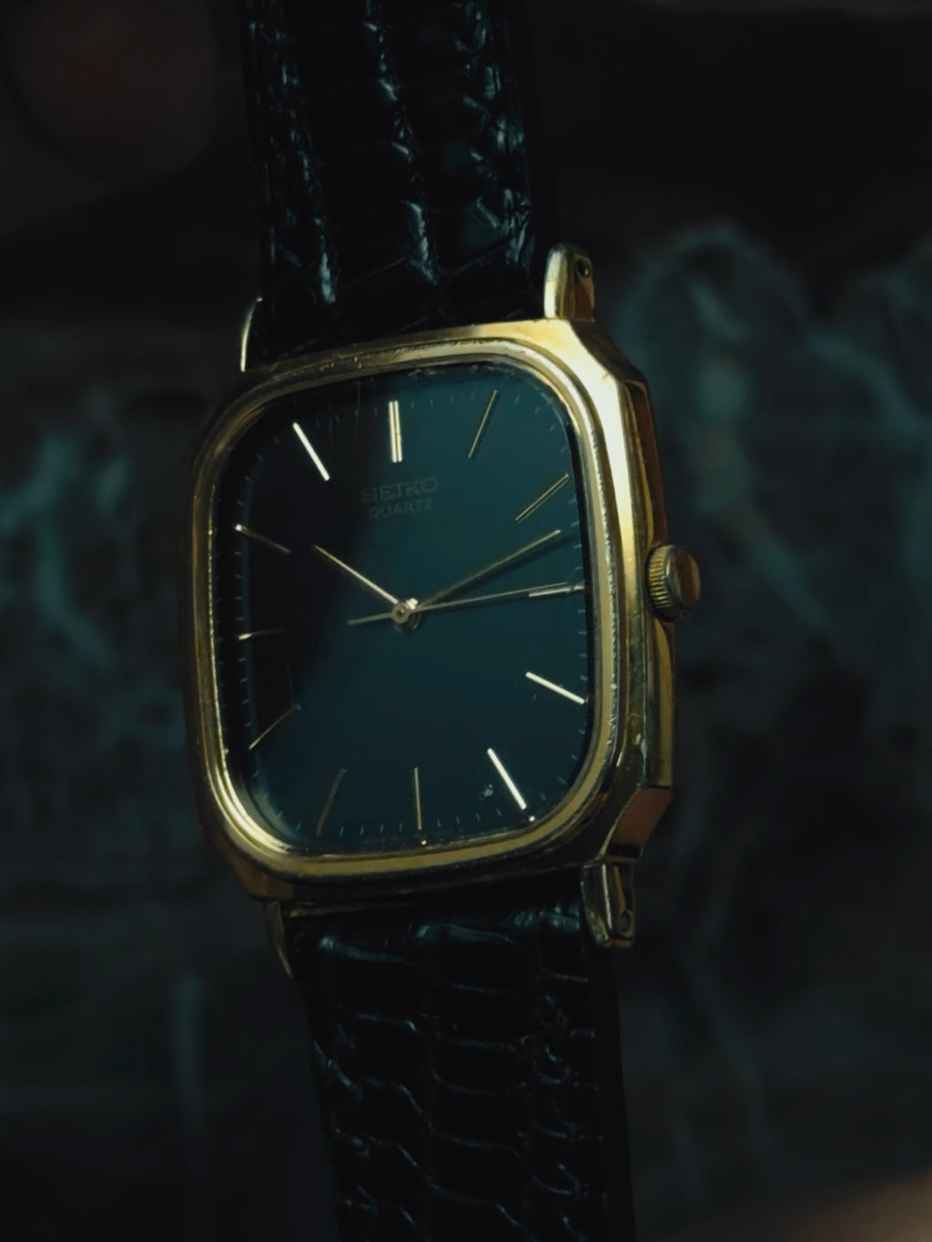 SEIKO Black Dial Gold Tone Cushion 1985