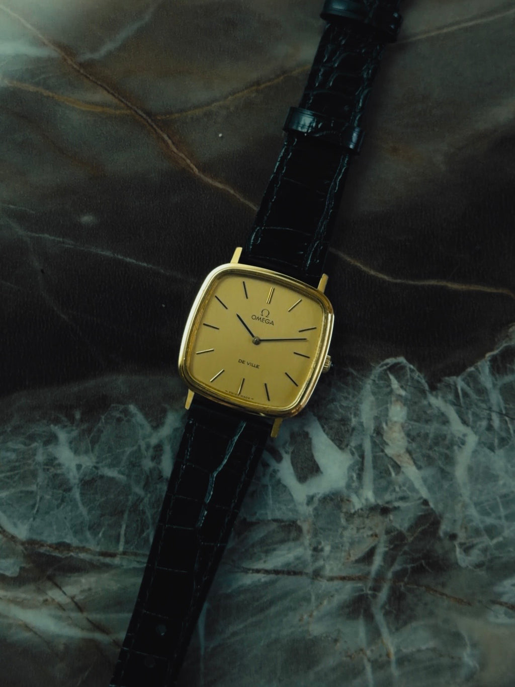 OMEGA De Ville Gold Dial 1970s