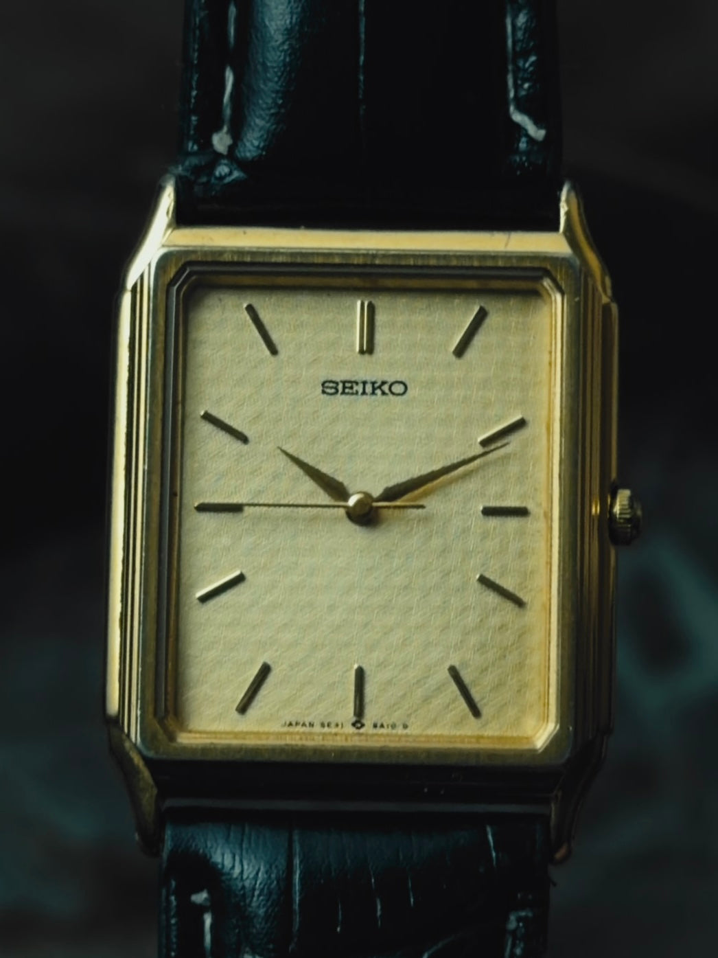 SEIKO Rectangular Gold Textured Dial Quartz 1990｜セイコー ヴィンテージ時計 - 13