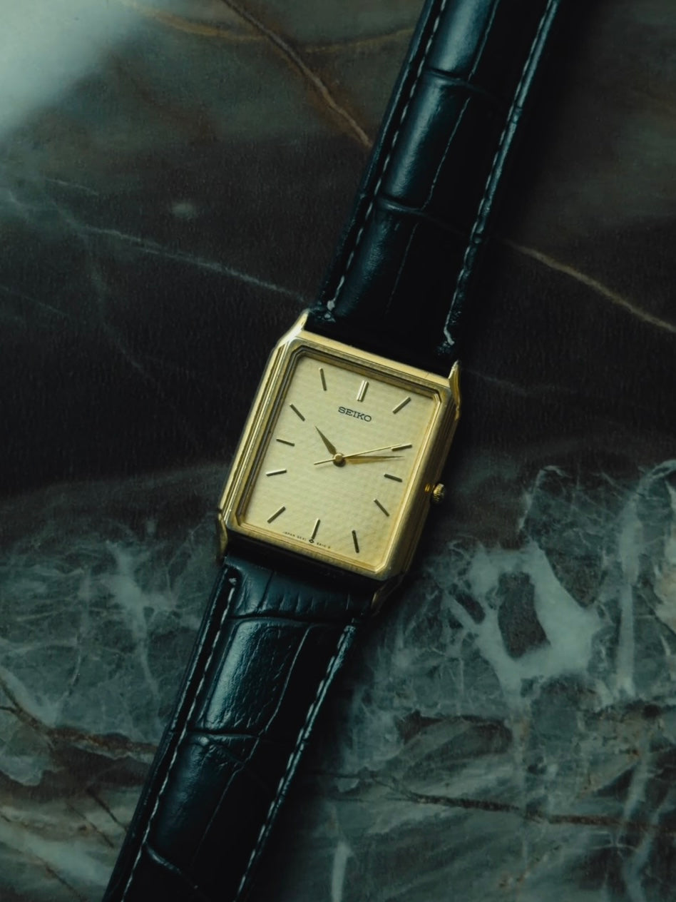 SEIKO Rectangular Gold Textured Dial Quartz 1990｜セイコー ヴィンテージ時計 - 15