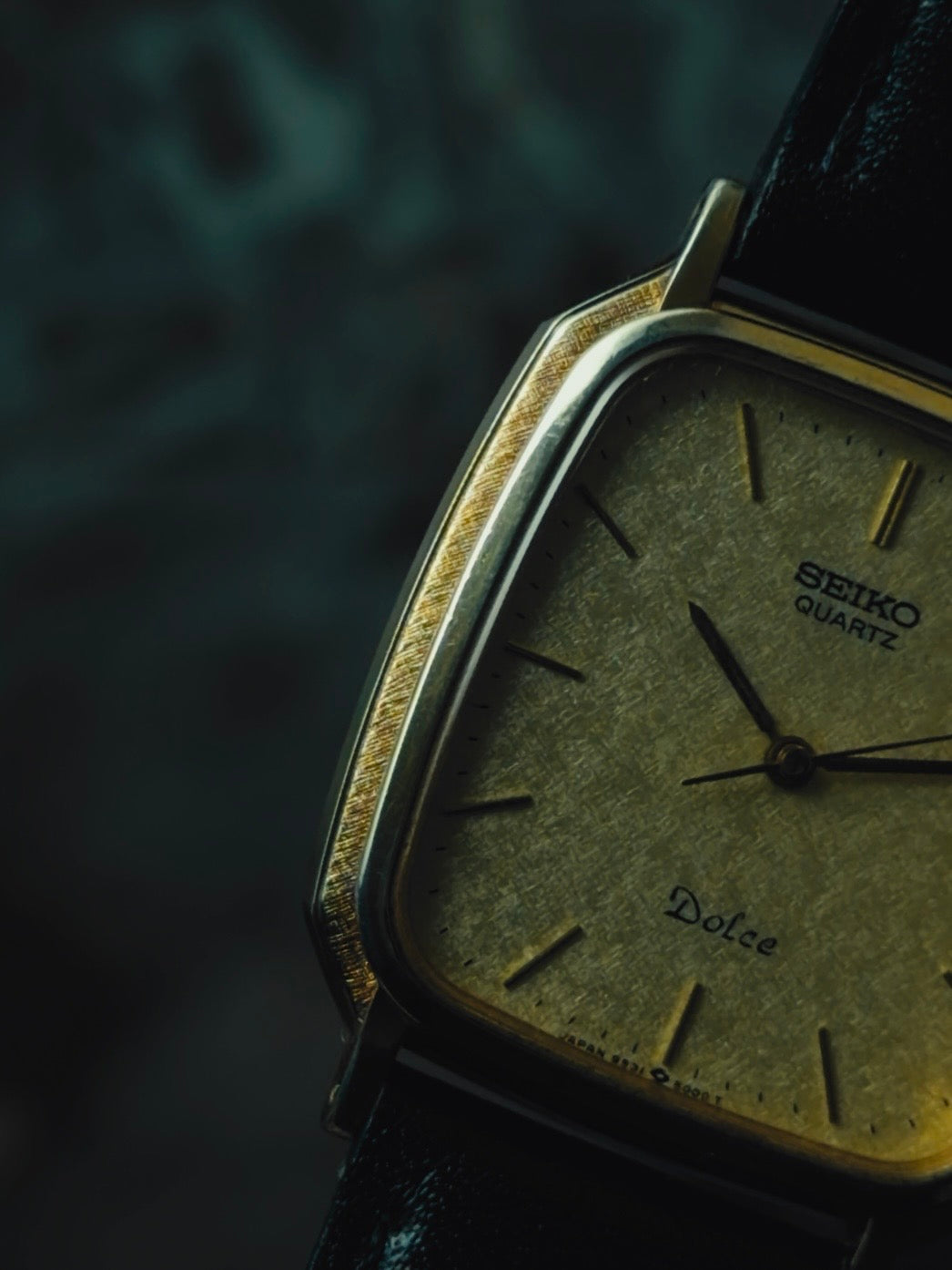 SEIKO Dolce Gold Textured Dial Quartz 1989｜セイコー ヴィンテージ時計 - 16