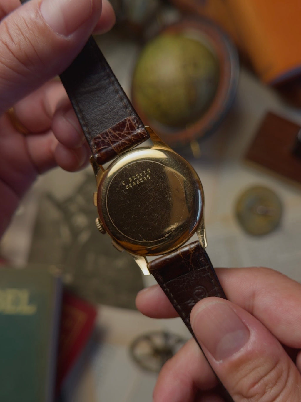 UNIVERSAL GENEVE 18k MEDICO COMPAX 1950s