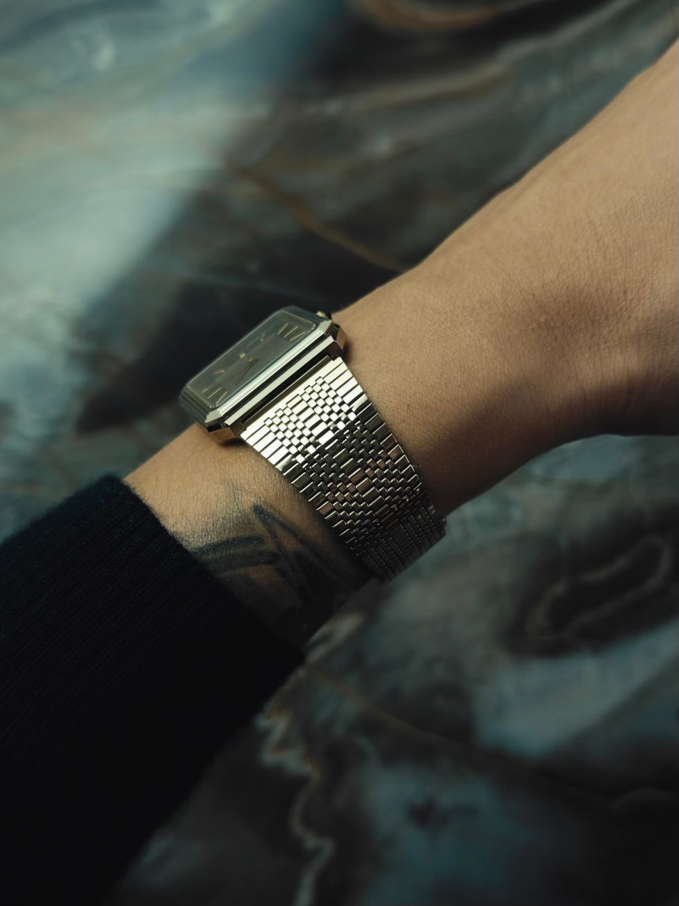 SEIKO Dolce Quartz Gold-Tone 1981s