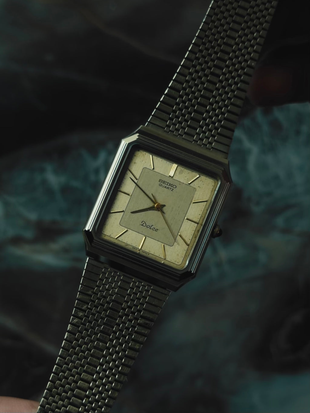 SEIKO Dolce Quartz Gold-Tone 1981s