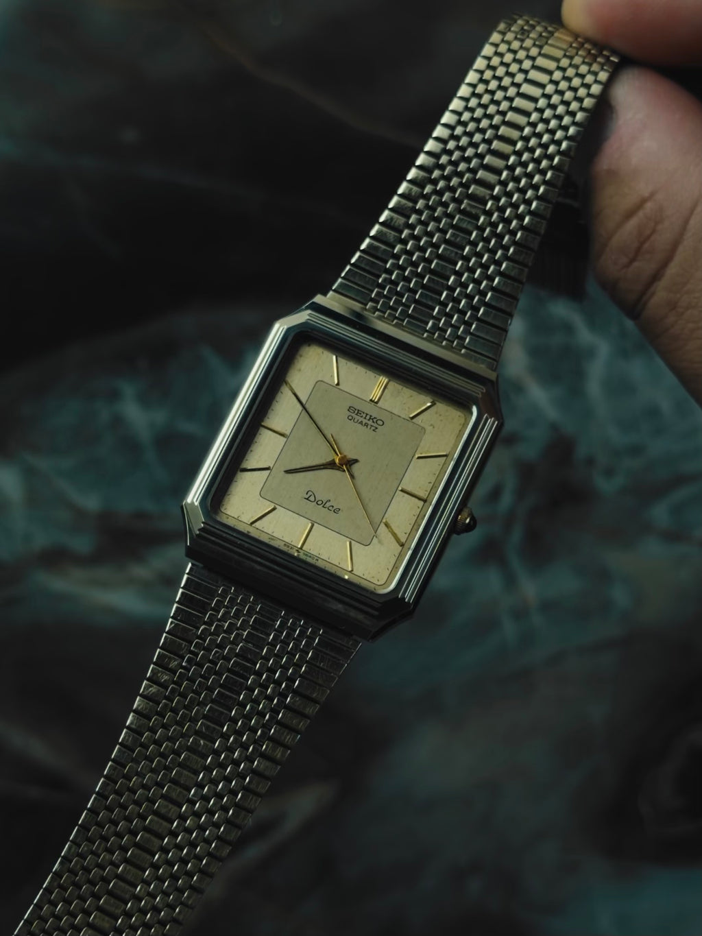 SEIKO Dolce Quartz Gold-Tone 1981s