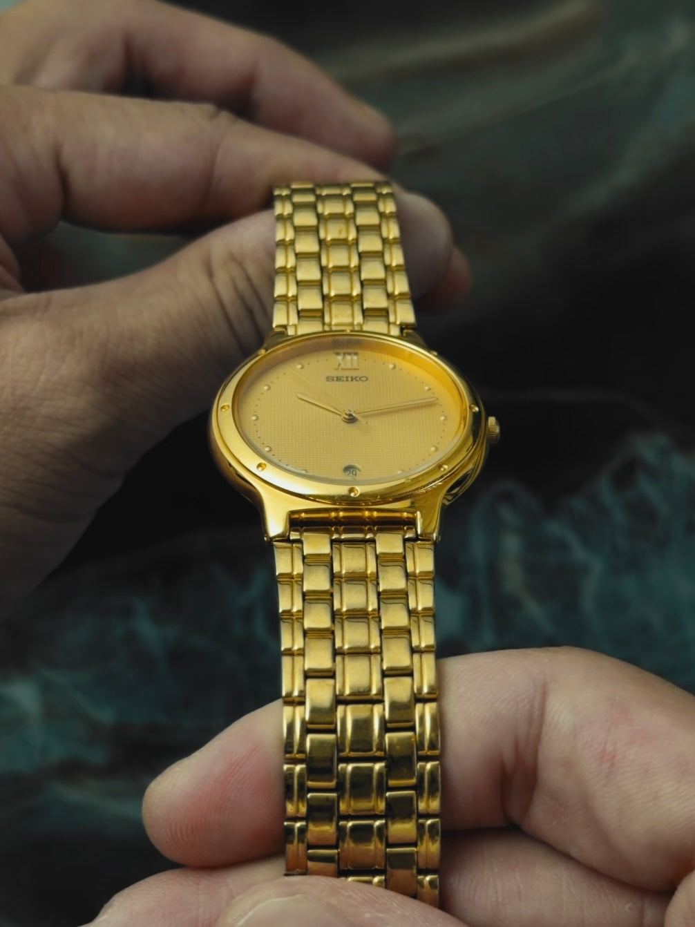 SEIKO Gold Textured Dial Quartz 1990s