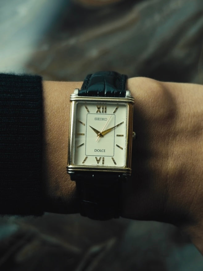 SEIKO Dolce Rectangular Ivory Dial Quartz 1994