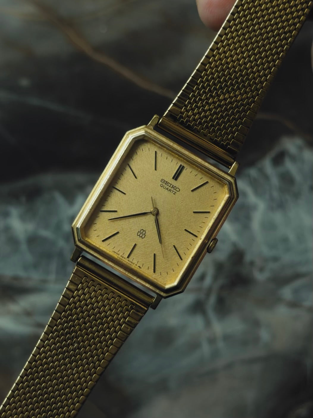 SEIKO GP Quartz 1974s