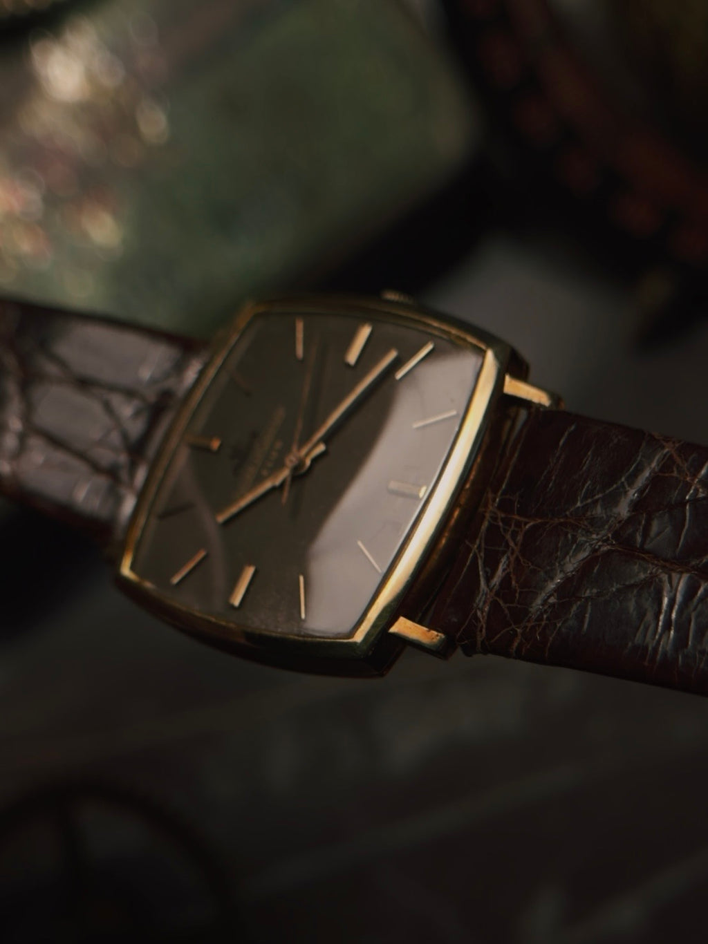 Jaeger-LeCoultre  18K Yellow Gold LECOULTRE CLUB