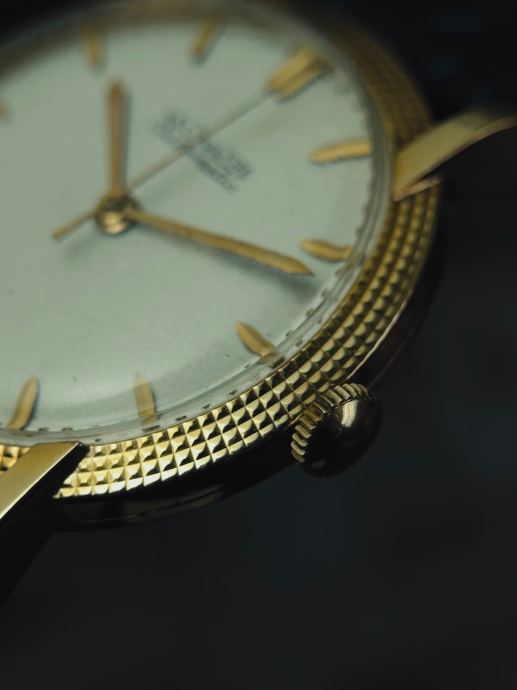 Jaeger-LeCoultre 18k Yellow Gold Clous de Paris