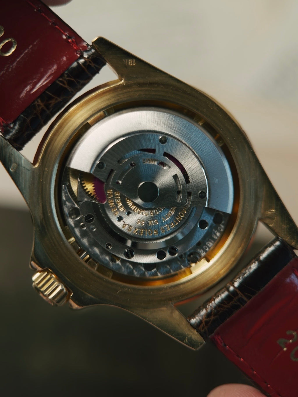 ROLEX 18k YG “PUPLE CHANGE” Nipple Blue Submariner Date 1973s