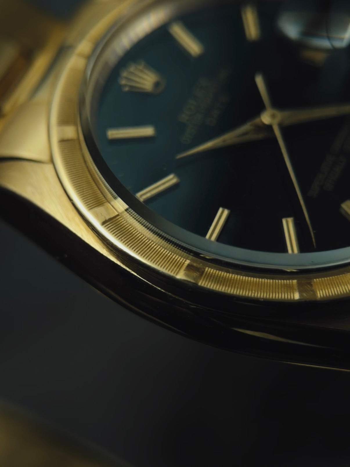 ROLEX Oyster Perpetual Date 1501 18k Yellow Gold 1964s