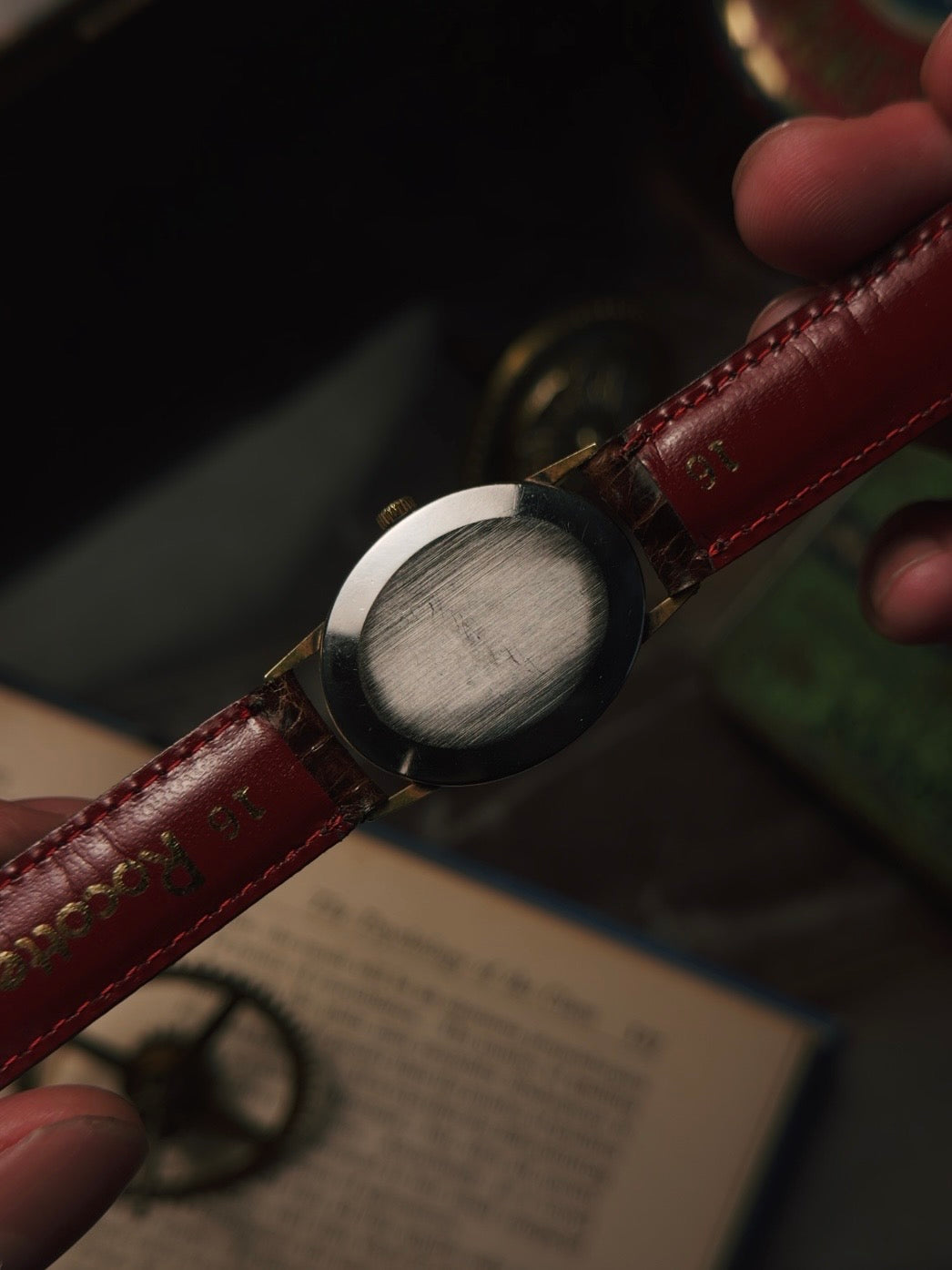 OMEGA Geneve GP Oval Texture 1970s