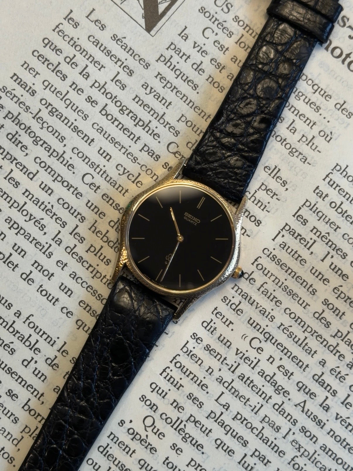SEIKO Hammering case Quartz 1990s