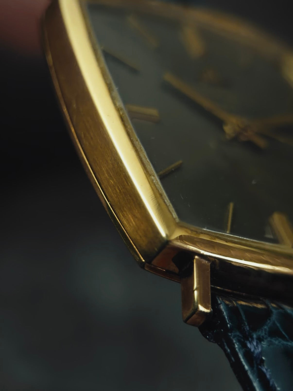 Jaeger-LeCoultre  18K Yellow Gold LECOULTRE CLUB