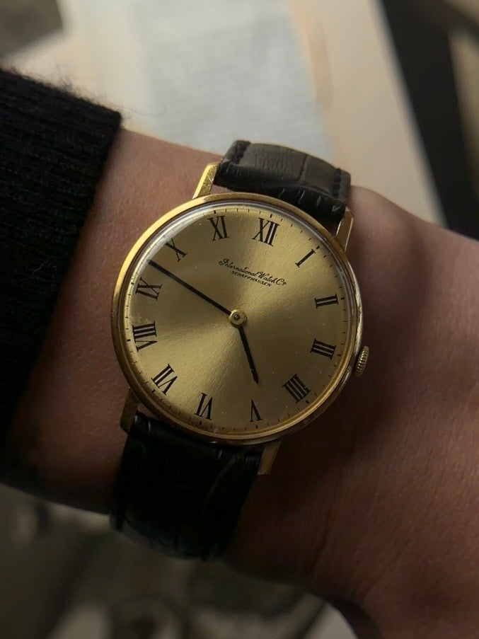IWC R2500 18k Yellow Gold 1970s
