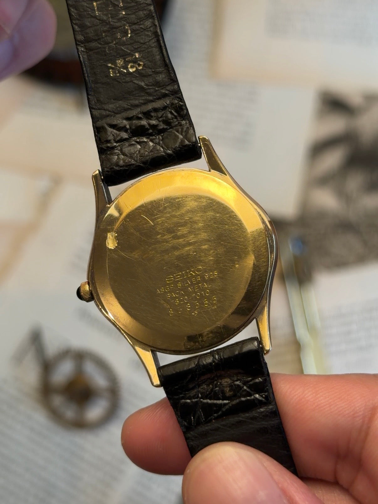 SEIKO Hammering case Quartz 1990s