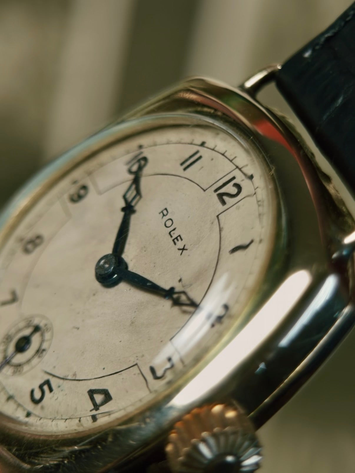 ROLEX  HUNTER TRENCH CUSHION 14K GOLD 1936s