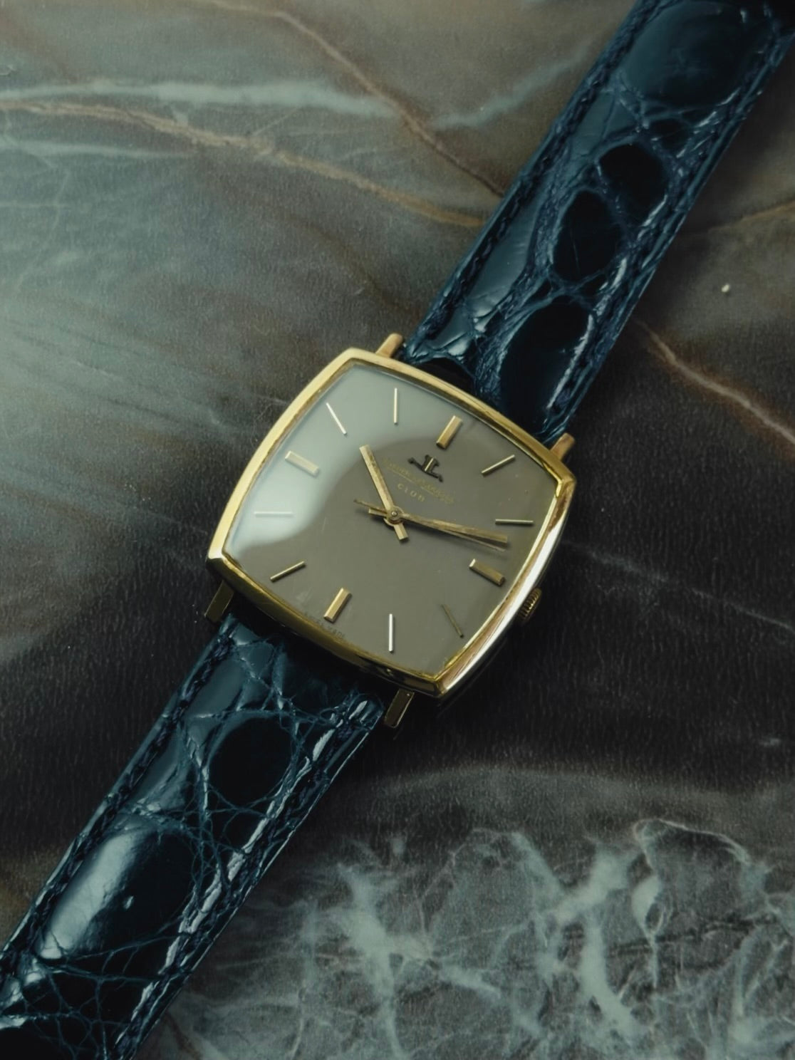 Jaeger-LeCoultre  18K Yellow Gold LECOULTRE CLUB
