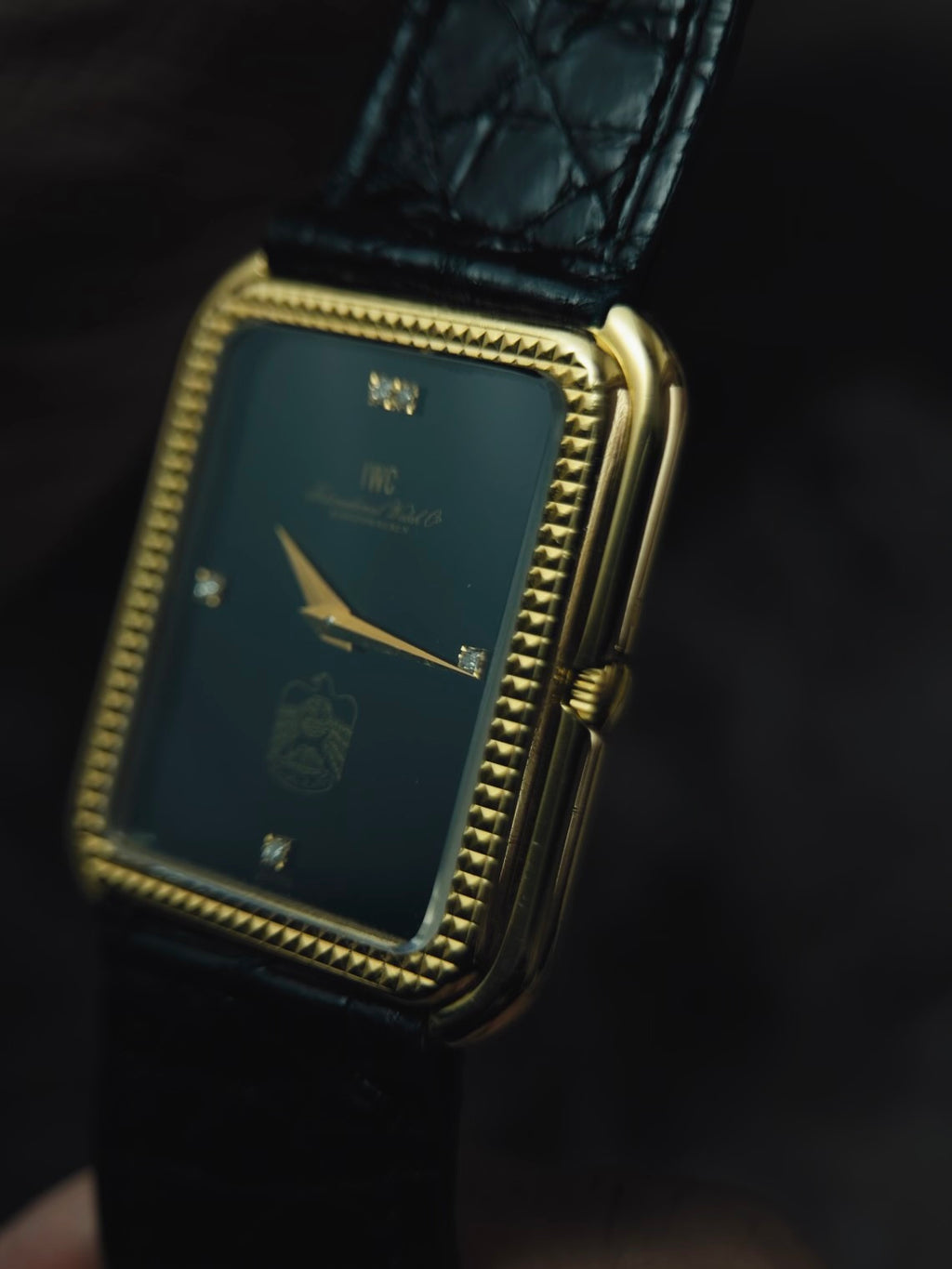 IWC Tank Onyx black Diamonds UAE 18k Solid gold Clous de Paris guilloche 1980s