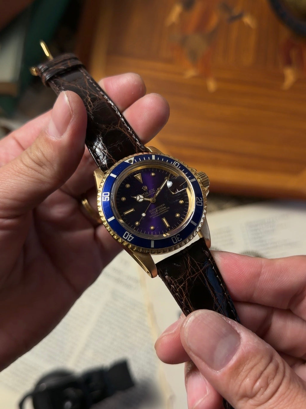 ROLEX 18k YG “PUPLE CHANGE” Nipple Blue Submariner Date 1973s