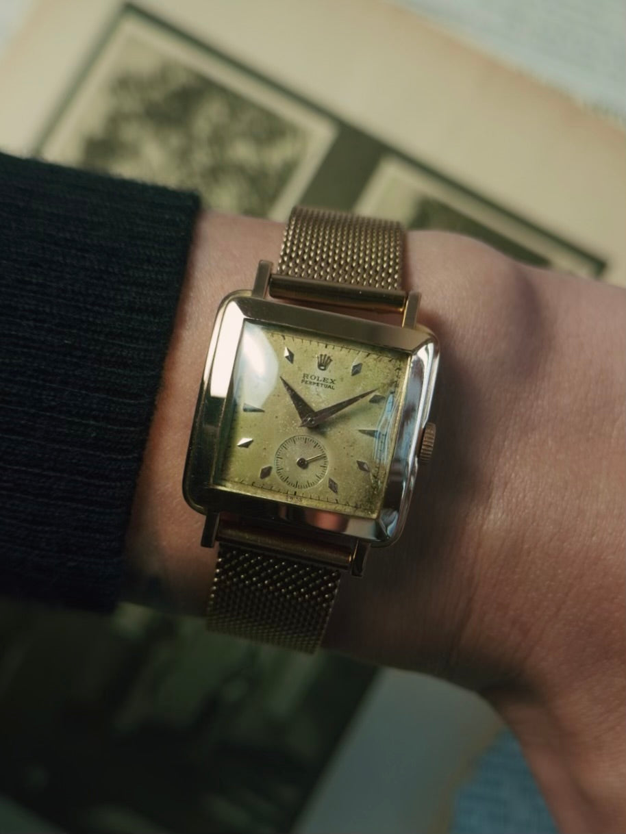 ROLEX  PERPETUAL BULGING BACK 18k Pose Gold 1950s