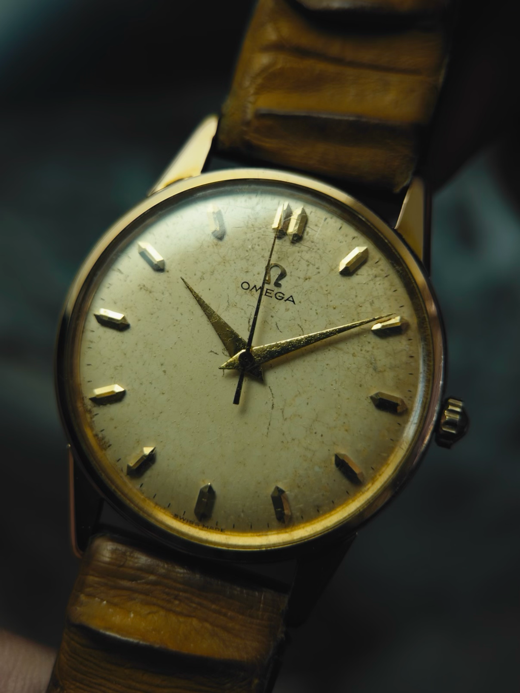OMEGA Manual Wind GP Vintage Patina Dial 1950s