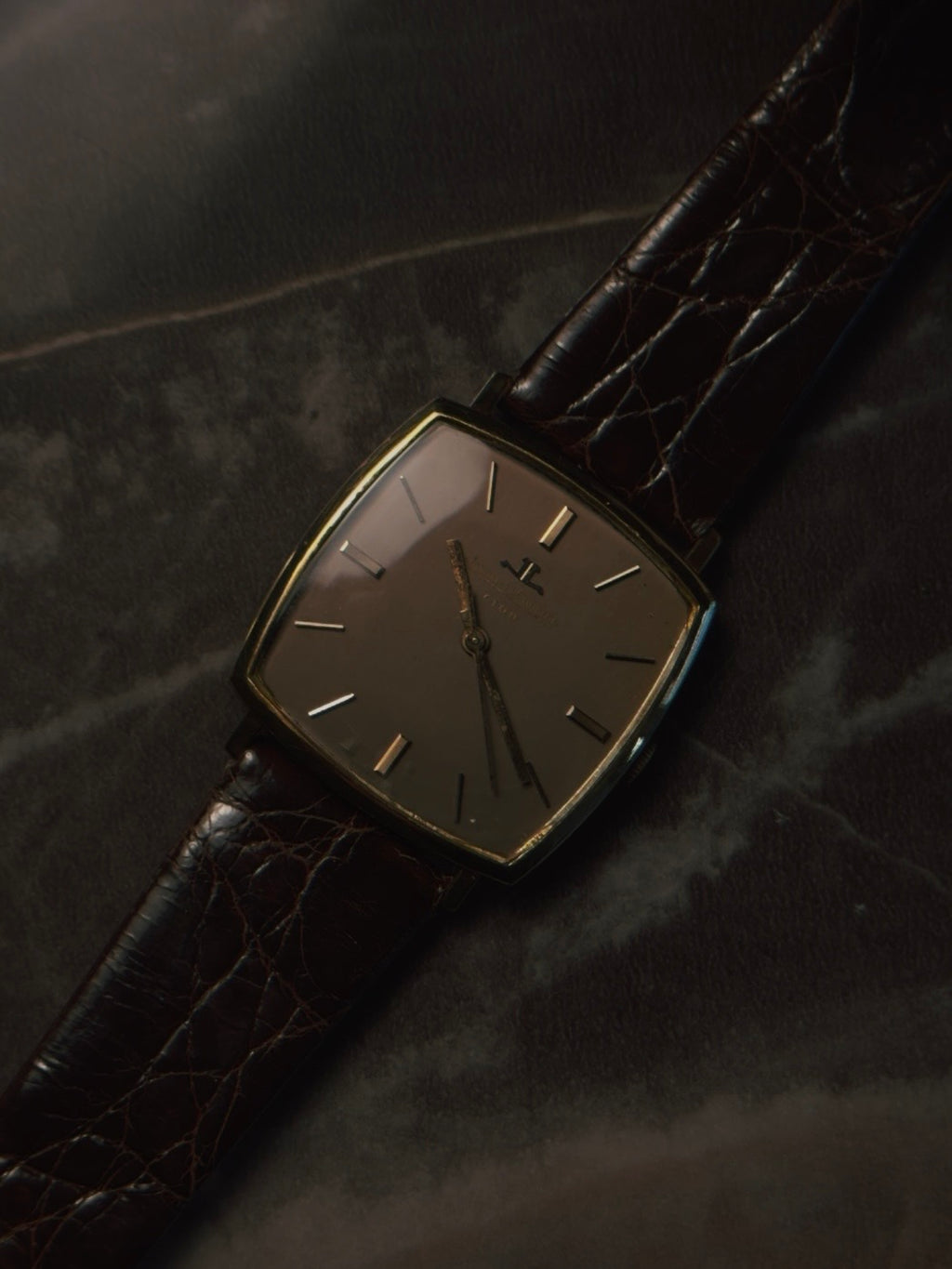 Jaeger-LeCoultre  18K Yellow Gold LECOULTRE CLUB