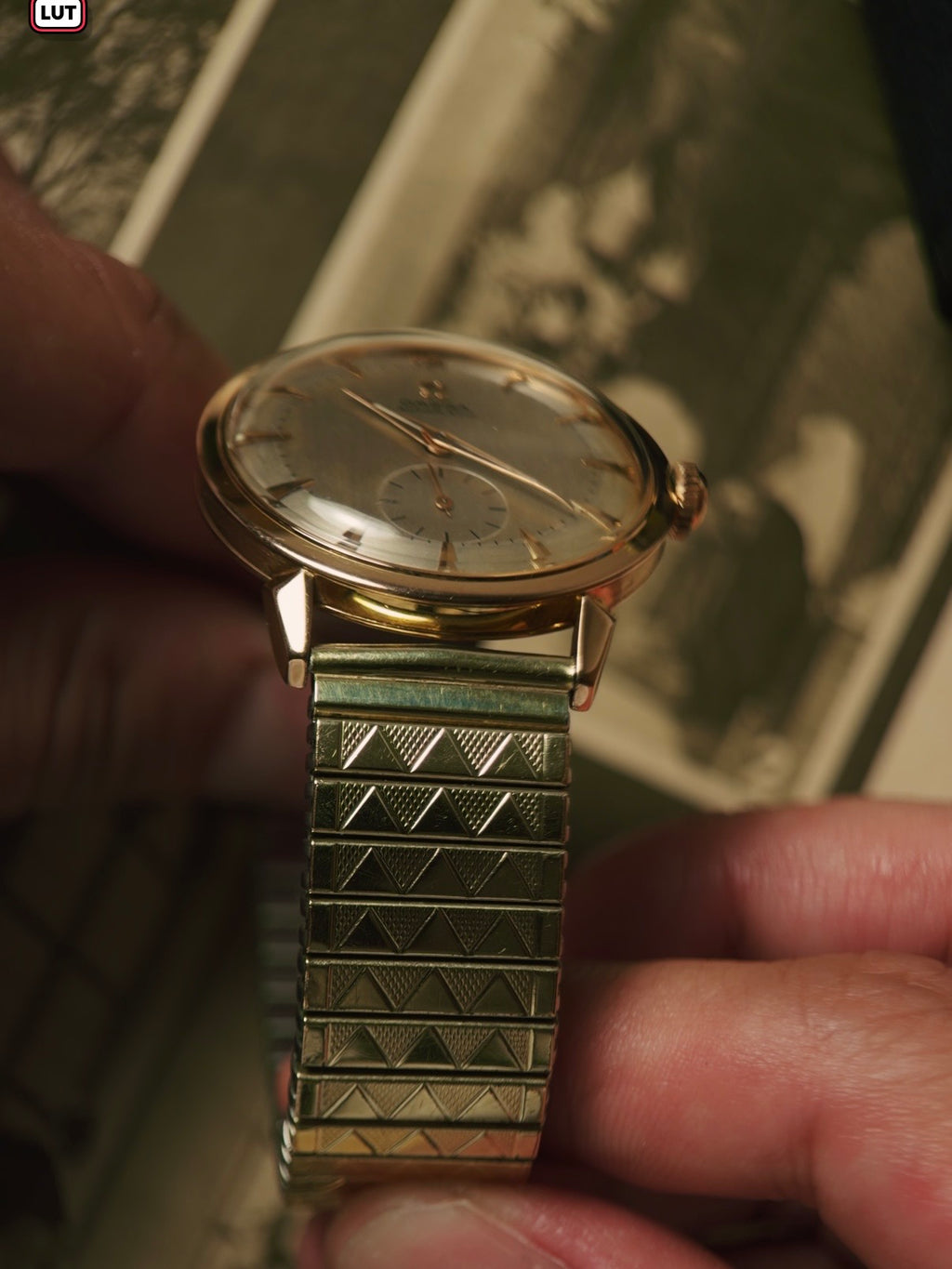 OMEGA 2709 18k Yellow Gold 1952s