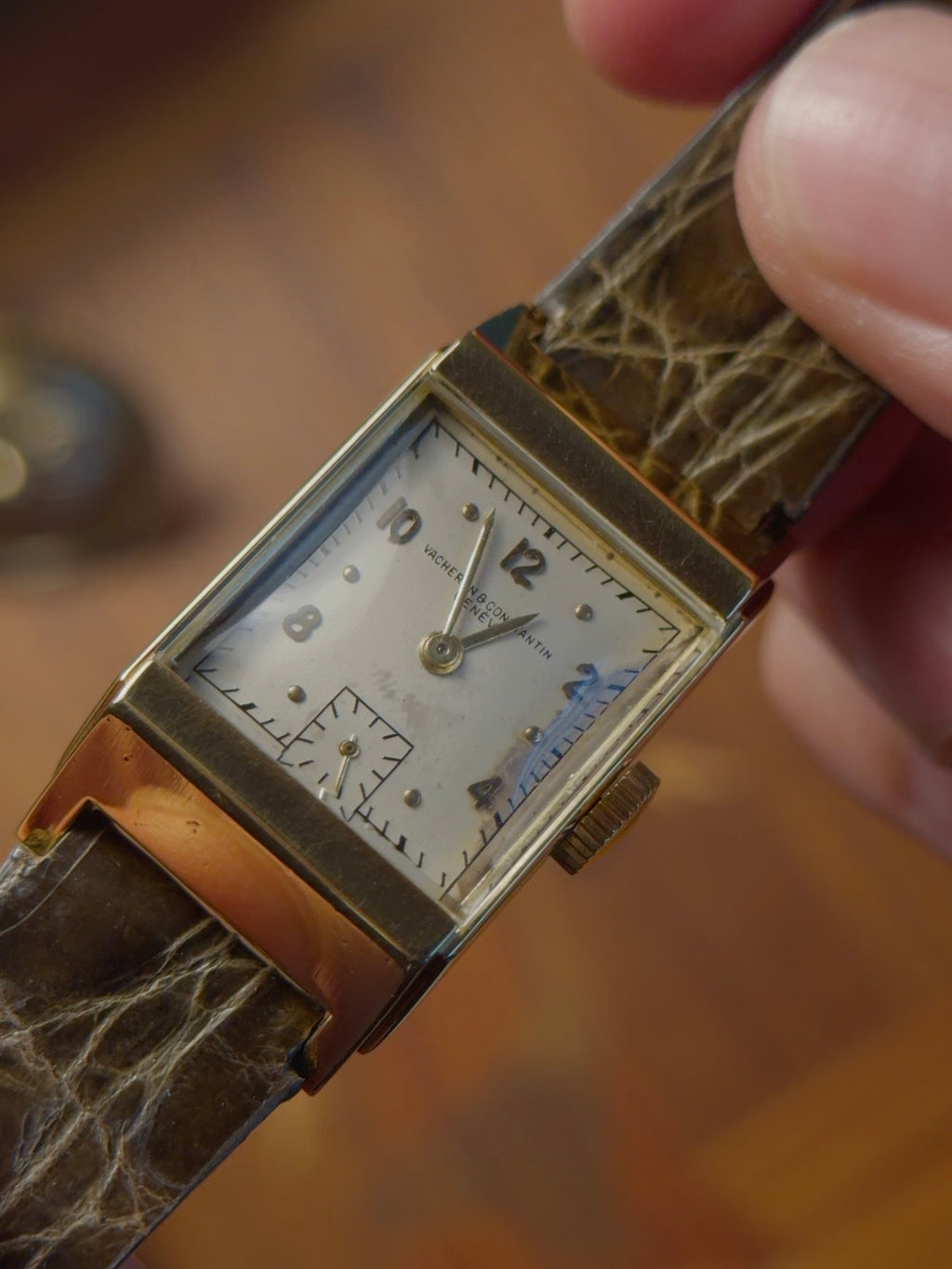 VACHERON CONSTANTIN 18k REQUTANGULAR 1940s