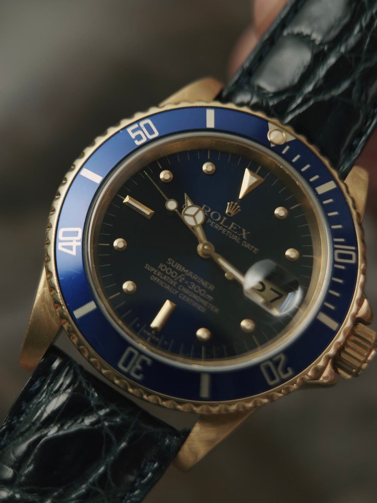 ROLEX 18k YG “Nipple Index” Blue Submariner Date 1984s