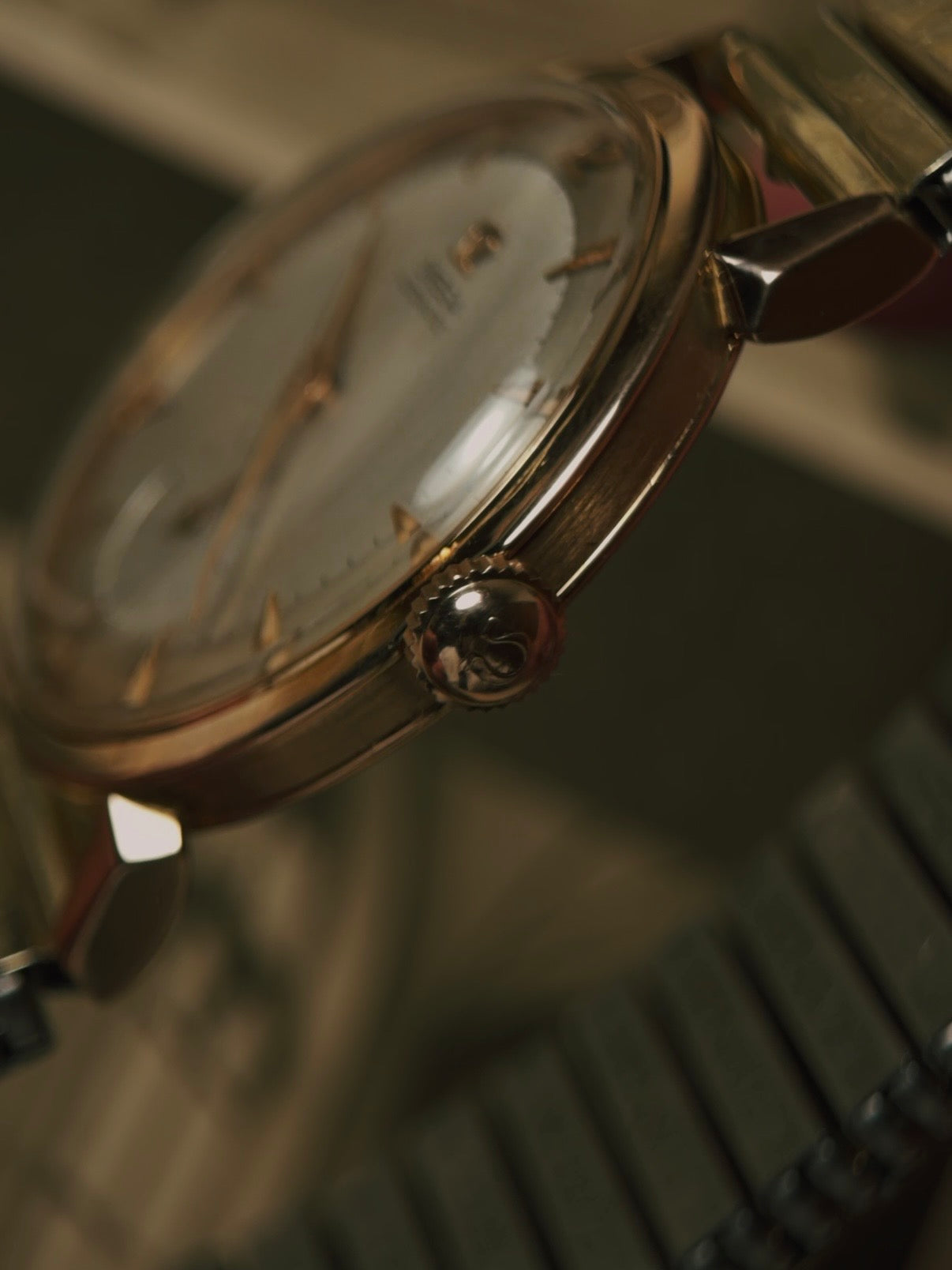 OMEGA 2709 18k Yellow Gold 1952s