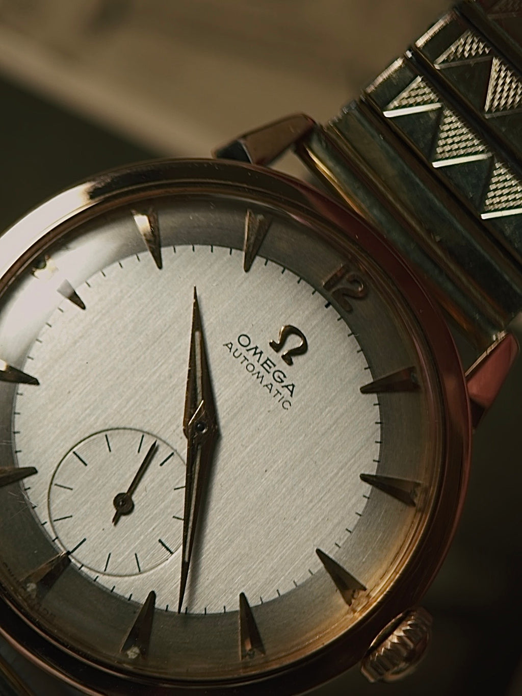 OMEGA 2709 18k Yellow Gold 1952s