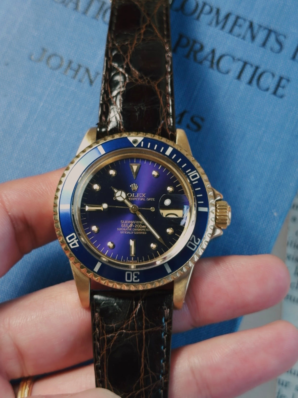 ROLEX 18k YG “PUPLE CHANGE” Nipple Blue Submariner Date 1973s
